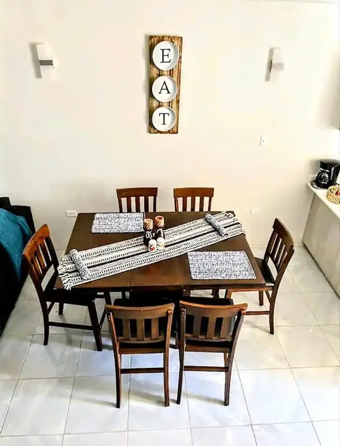 Сasa de vacaciones Wynters'Escape-Gated 1 Or 2 Bedroom W Puertosecobeach Access Discovery Bay